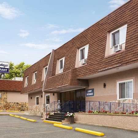 Travelodge By Wyndham Kenora Exteriör bild